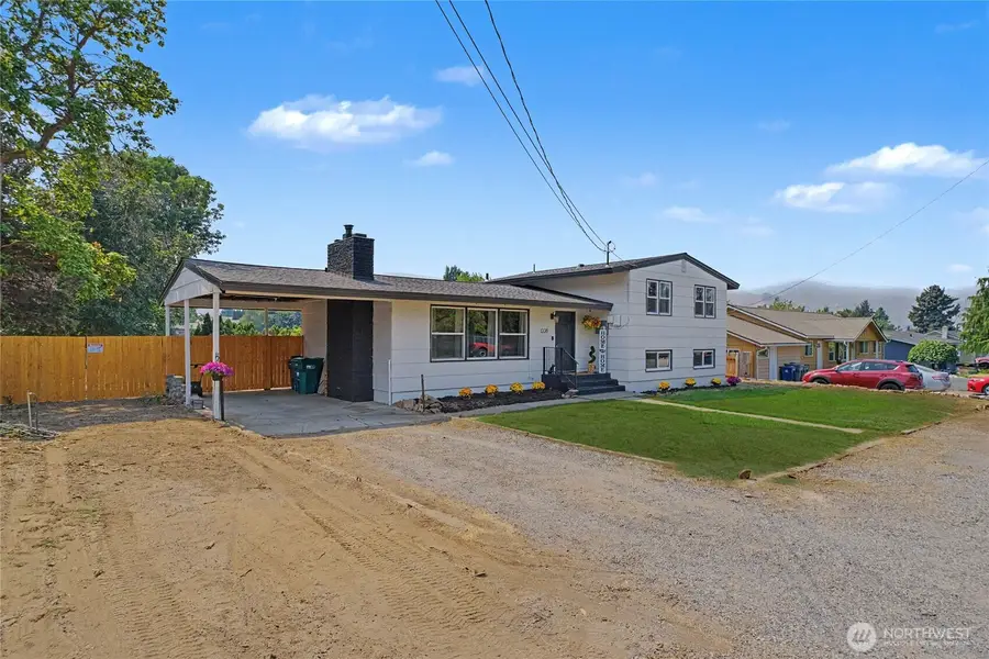 1238 SE 1st Street, East Wenatchee, WA 98802 - #2