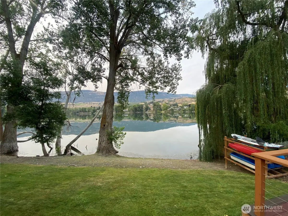 155 Lake Cortez Lane, Malaga, WA 98828 - #1