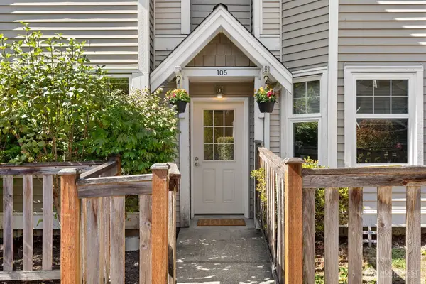 16418 NE 91st Street #105, Redmond, WA 98052