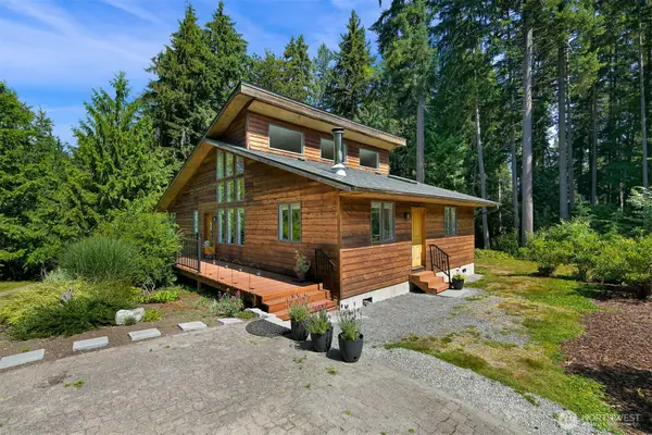 551 Summerland Road, Bellingham, WA 98229