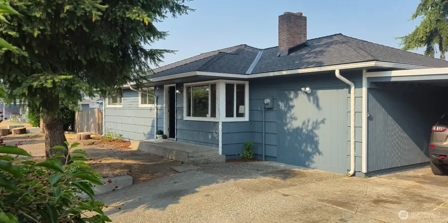 11503 Ainsworth Avenue S, Tacoma, WA 98444 - #2