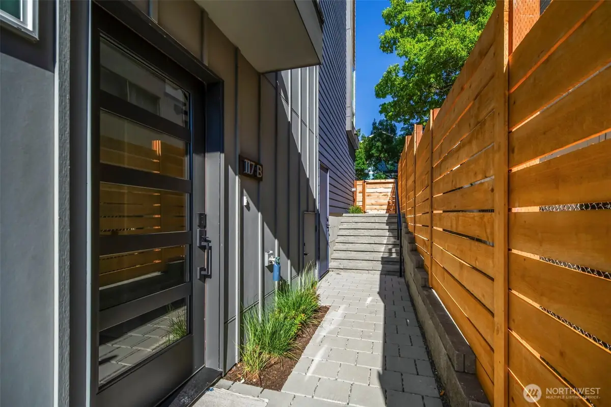 117 22nd Avenue #B, Seattle, WA 98122 - #1