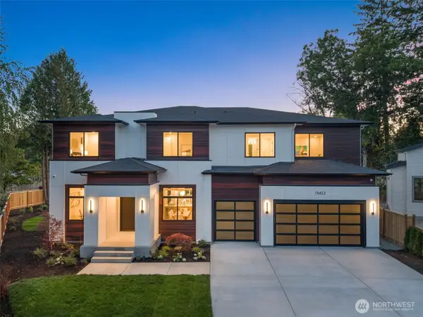 15423 SE 7th Place, Bellevue, WA 98007