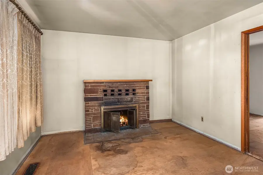 941 N 103rd Street, Seattle, WA 98133 - #2