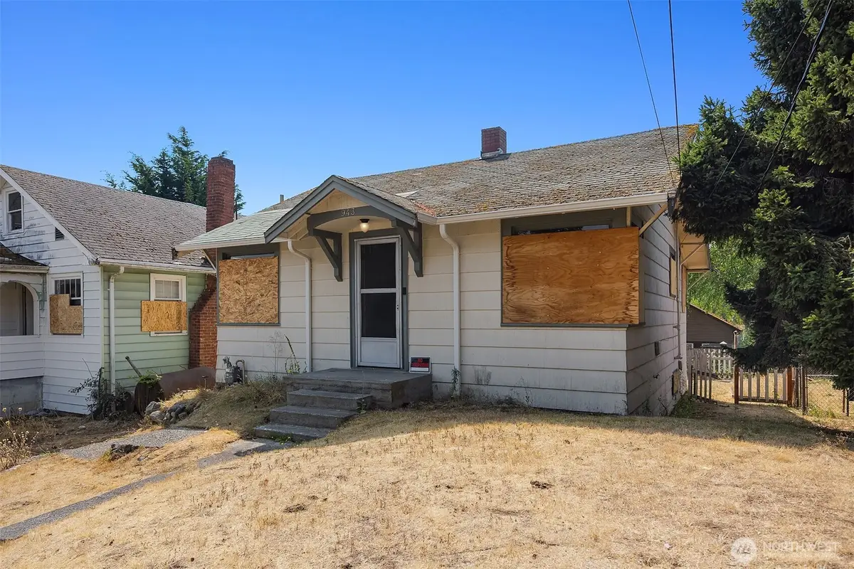 943 N 103rd Street, Seattle, WA 98133 - #1