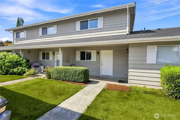 12418 SE 272nd Place #C, Kent, WA 98030