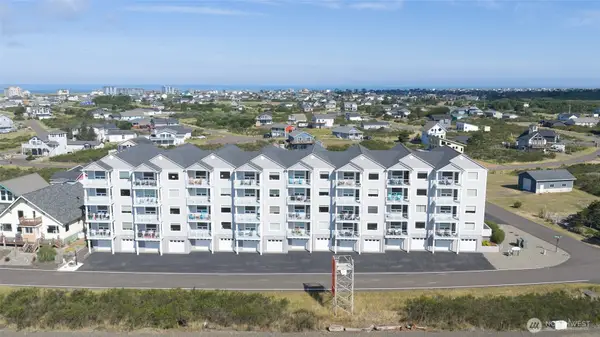 401 Westport View Sw #203, Ocean Shores, WA 98569