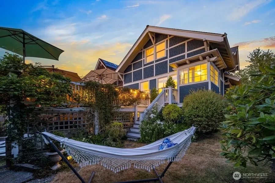 515 30th Avenue S, Seattle, WA 98144 - #2