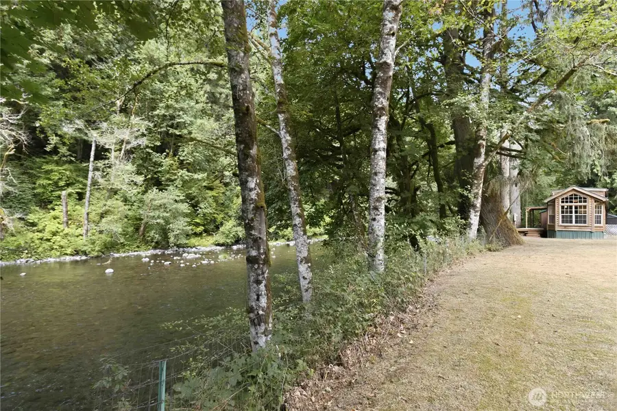 2241 Kalama River Road, Kalama, WA 98625 - #2