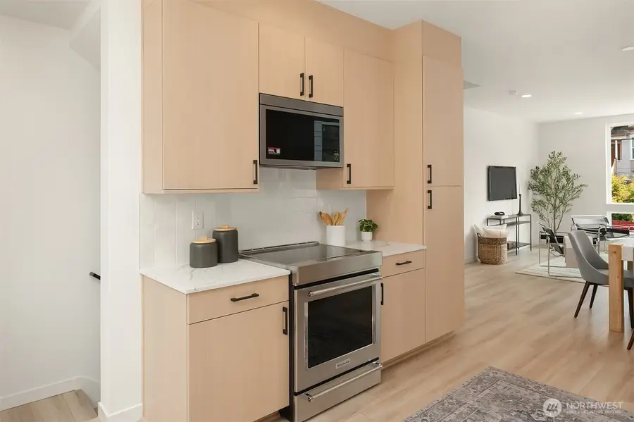 721 15th Avenue #A, Seattle, WA 98122 - #3