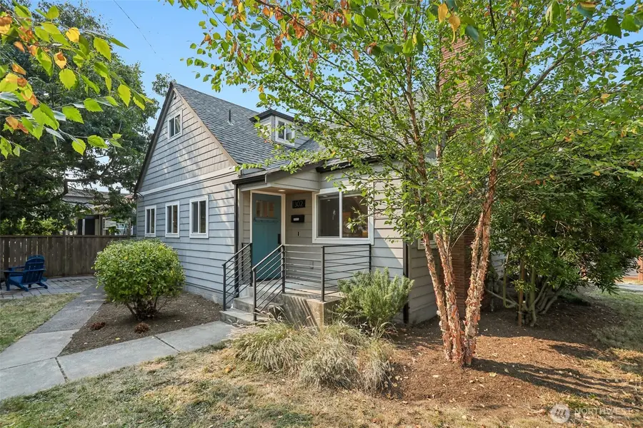 1302 NW 90th Street, Seattle, WA 98117 - #2