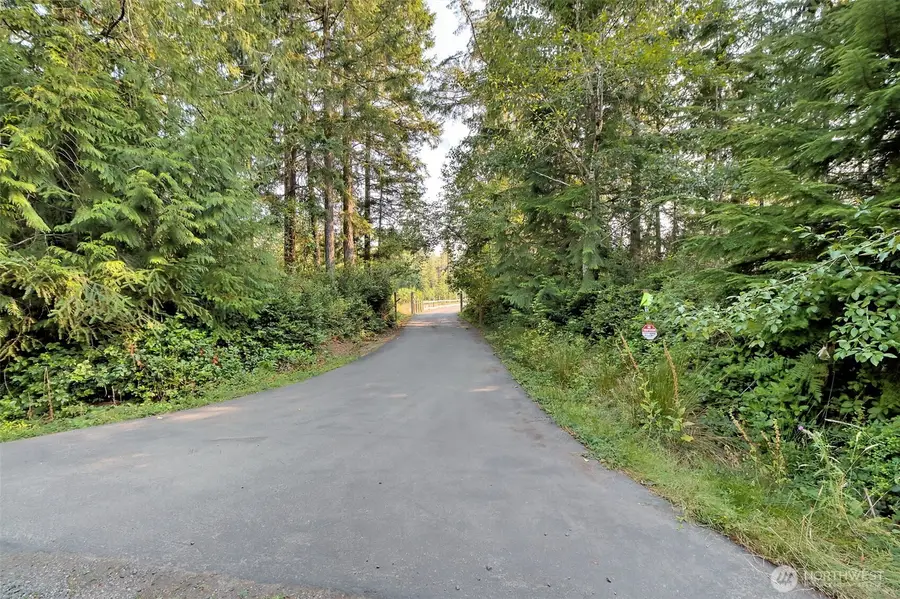 2617 E Harstine Island Road N, Shelton, WA 98584 - #2