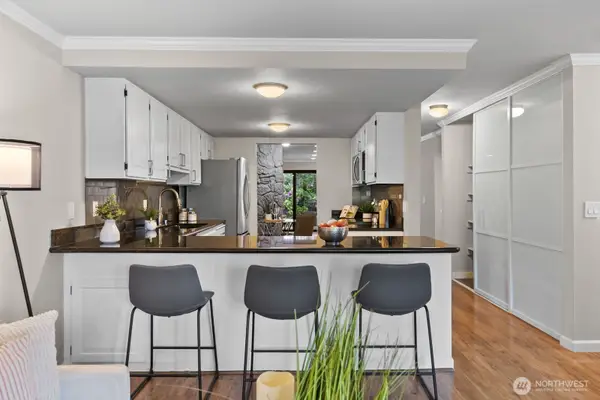 7639 SE 29th Street, Mercer Island, WA 98040