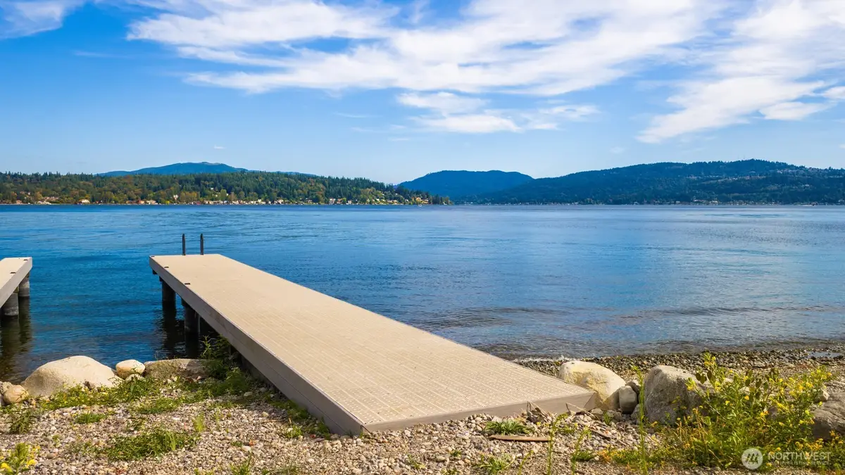 672 W Lake Sammamish Parkway Ne, Bellevue, WA 98008 - #1