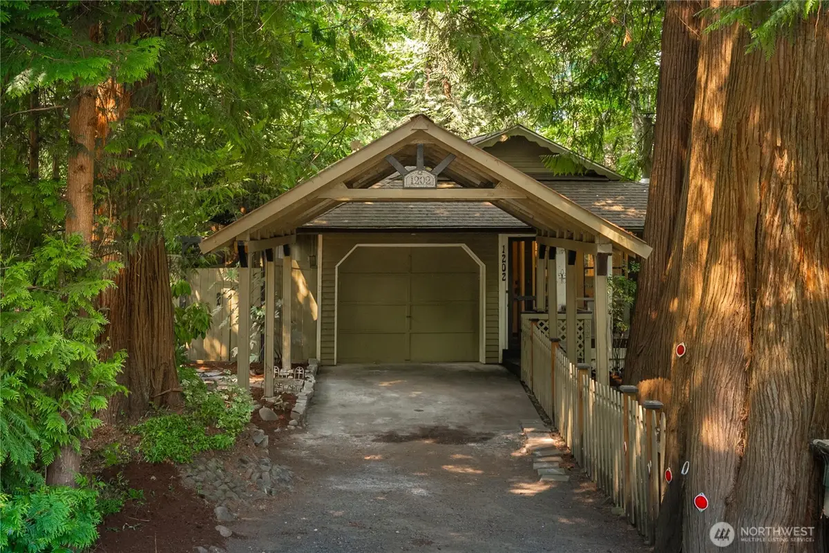 1202 Irving Street Sw, Tumwater, WA 98512 - #1