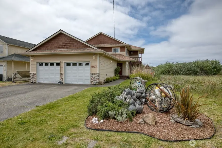 507 Sand Dune Avenue Sw, Ocean Shores, WA 98569 - #3