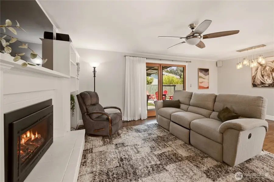 9219 Elwood Drive Sw, Lakewood, WA 98498 - #3