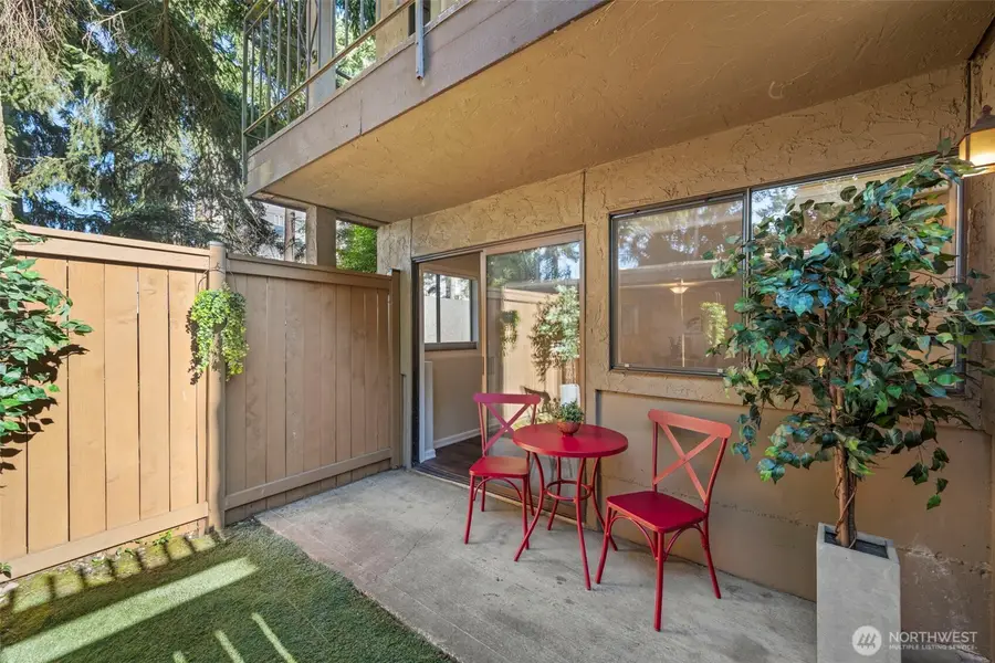 750 N 143rd Street #B7, Seattle, WA 98133 - #2