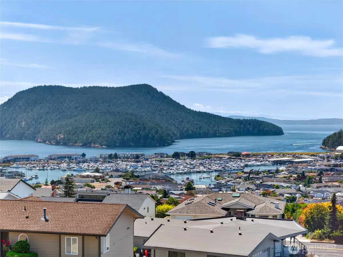 4808 Glasgow Way, Anacortes, WA 98221 - #1