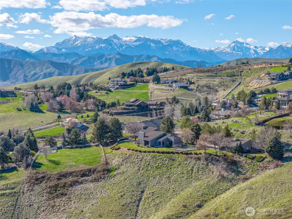 4333 Anna Lane, Wenatchee, WA 98801
