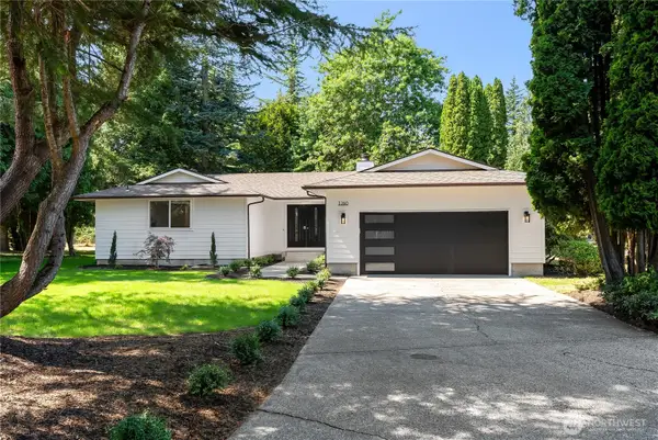 1260 Paradise Road, Ferndale, WA 98248