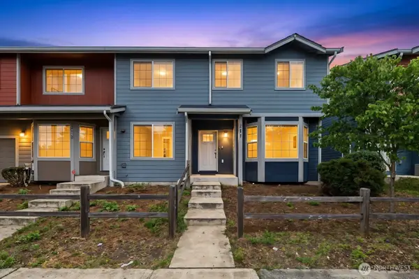 211 Norpoint Way Ne, Tacoma, WA 98422
