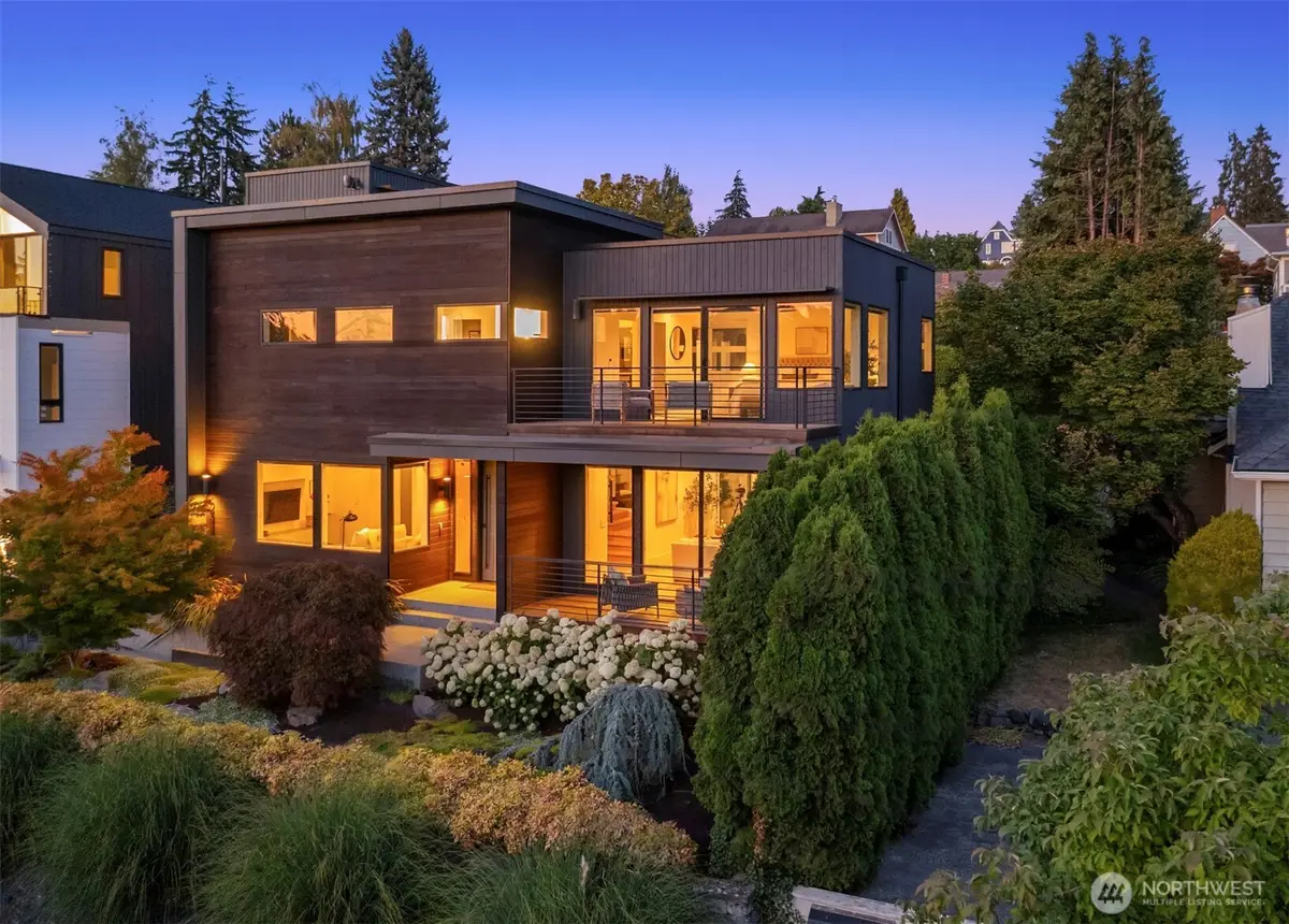 2524 30th Avenue W, Seattle, WA 98199 - #1