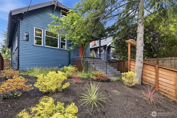 1417 Martin Luther King Jr Way, Seattle, WA 98122