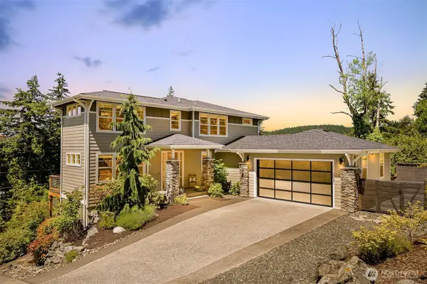 1221 34th Street, Bellingham, WA 98229
