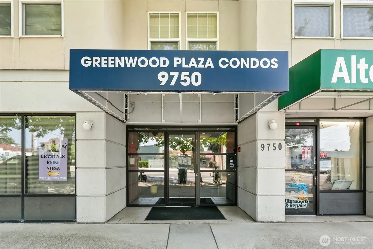 9750 Greenwood Avenue N #203, Seattle, WA 98103 - #1