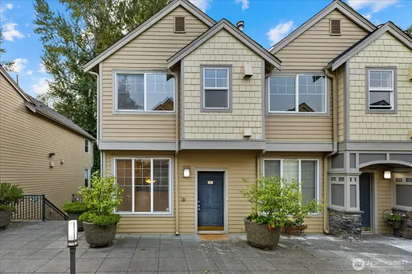 9217 122nd Court Ne #112, Kirkland, WA 98033