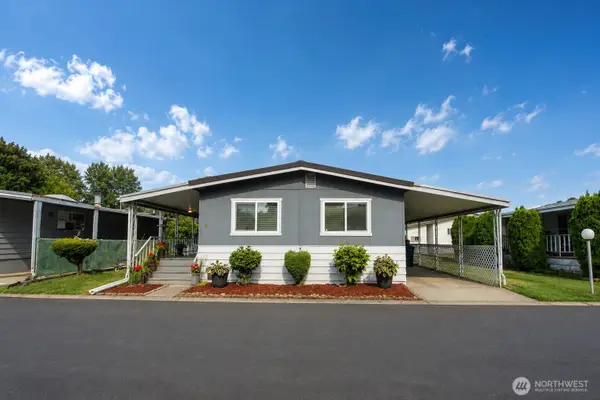 3611 NE I Street #6, Auburn, WA 98002