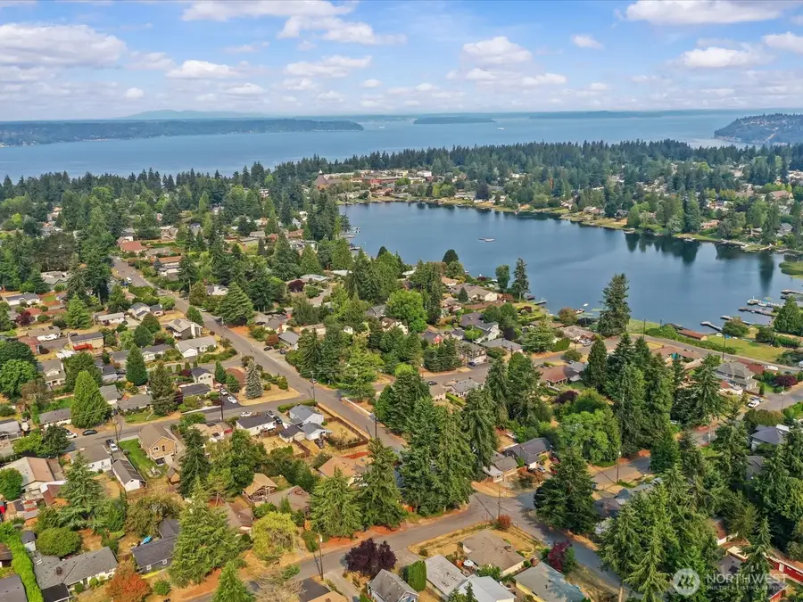 15820 12th Avenue Sw, Burien, WA 98166 - #3