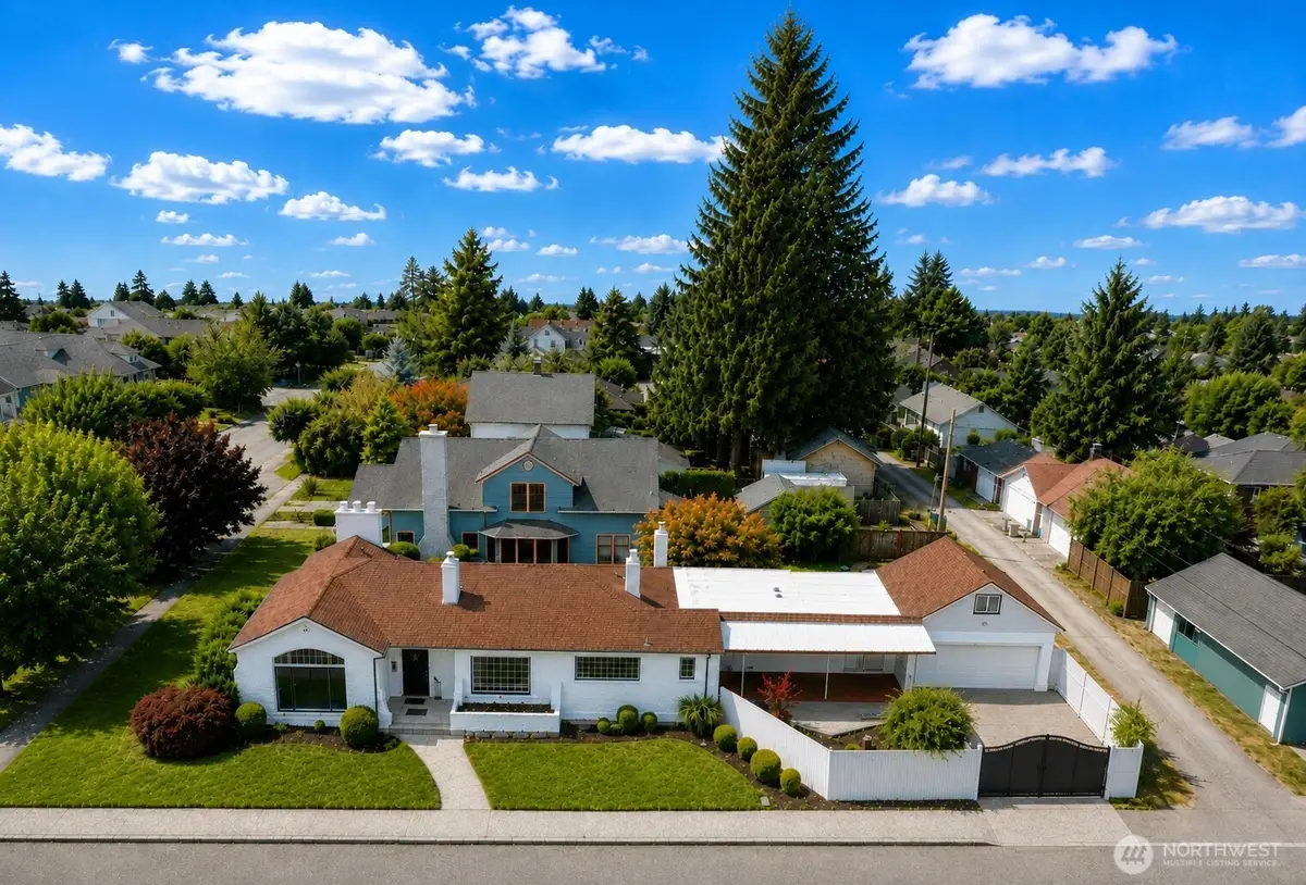 417 W Hanson Street, Centralia, WA 98531 - #1