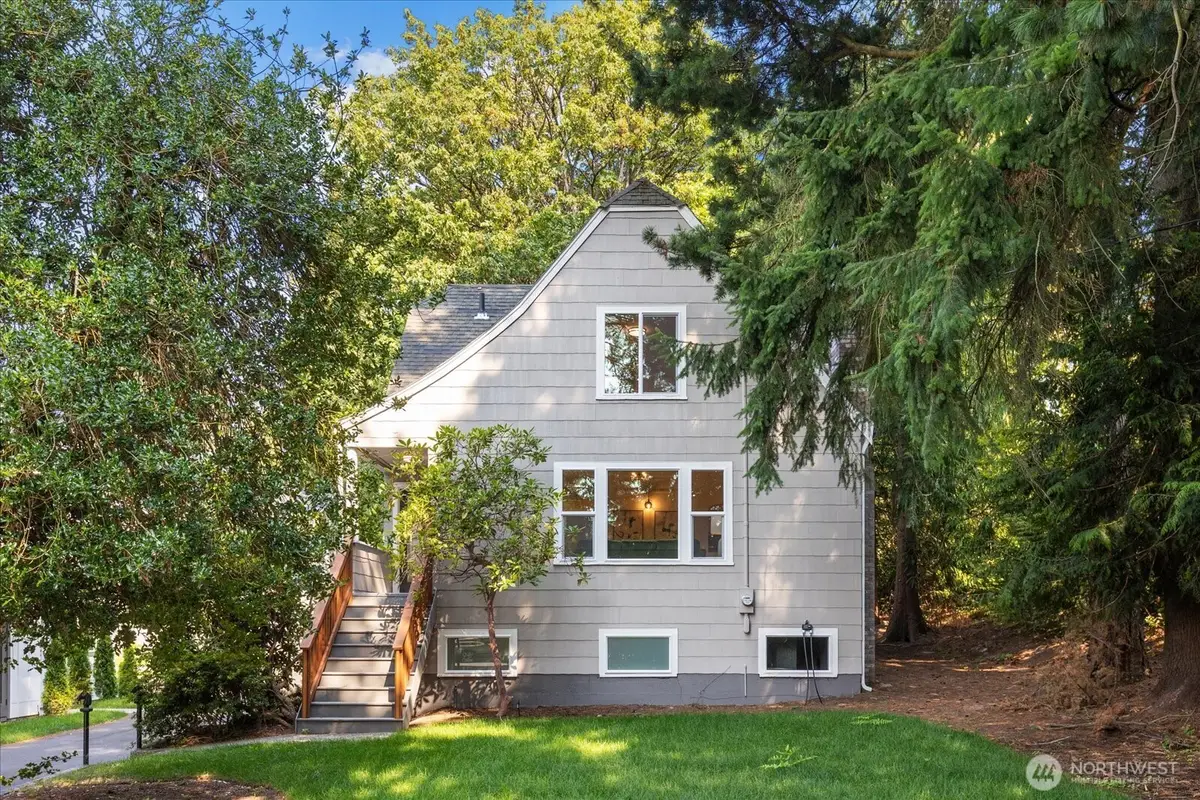 10322 Ashworth Avenue N, Seattle, WA 98133 - #1
