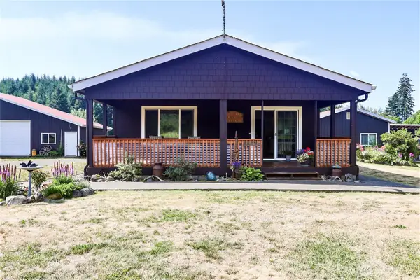 1041 W Beeville Loop Road, Matlock, WA 98560