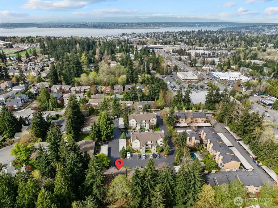 8218 126th Avenue Ne #E22, Kirkland, WA 98033 - #2
