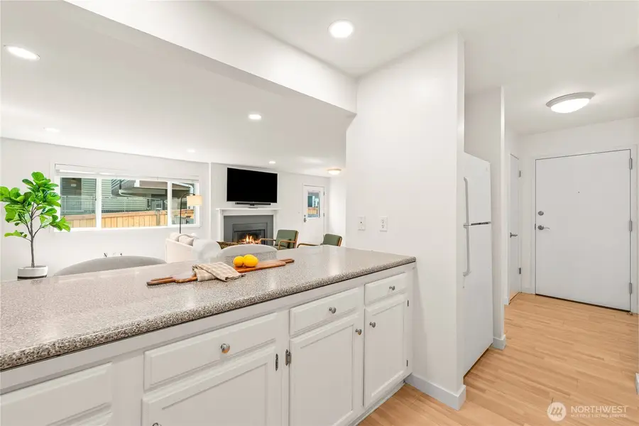 555 Prospect Street #1, Seattle, WA 98109 - #3