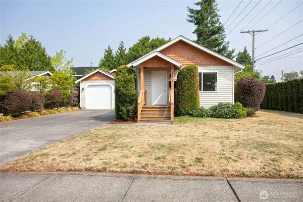1227 E Indiana Street, Bellingham, WA 98226