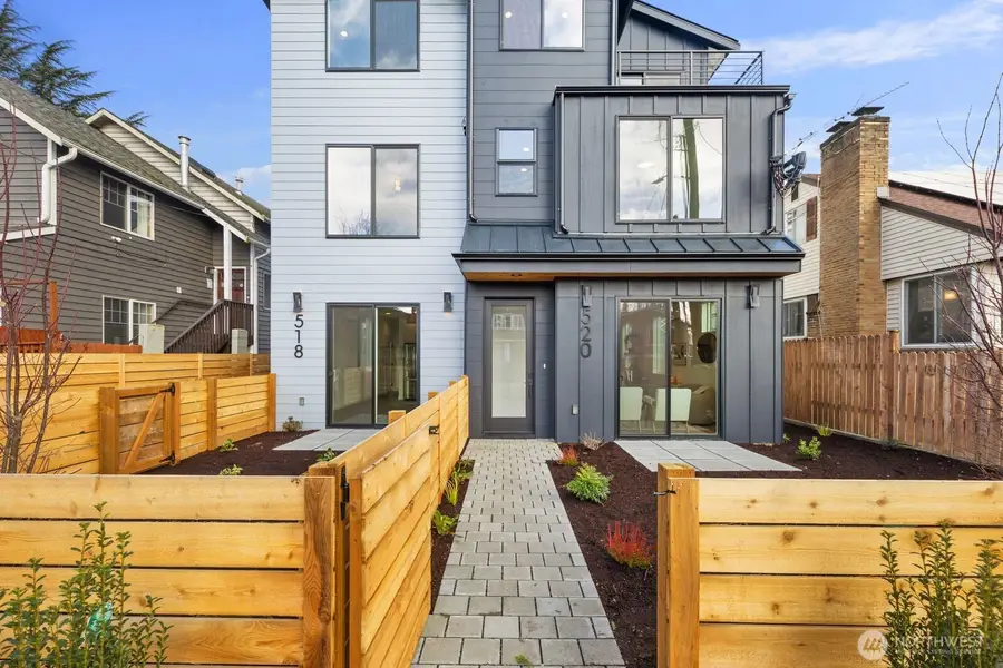 520 N 102nd Street, Seattle, WA 98133 - #2