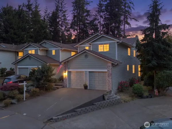 2000 Village Green Drive #3, Mill Creek, WA 98012