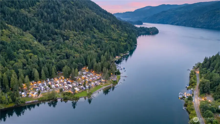 990 S Lake Whatcom Boulevard #9, Sedro Woolley, WA 98284 - #3