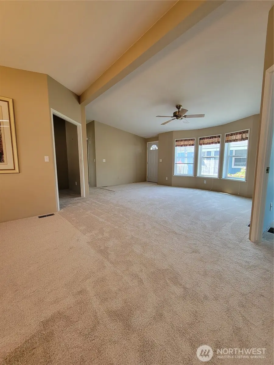 14727 43rd Avenue Ne #102, Marysville, WA 98271 - #3