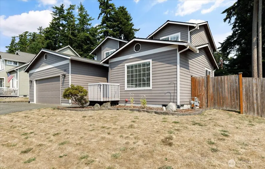594 SW Regency Drive, Oak Harbor, WA 98277 - #2