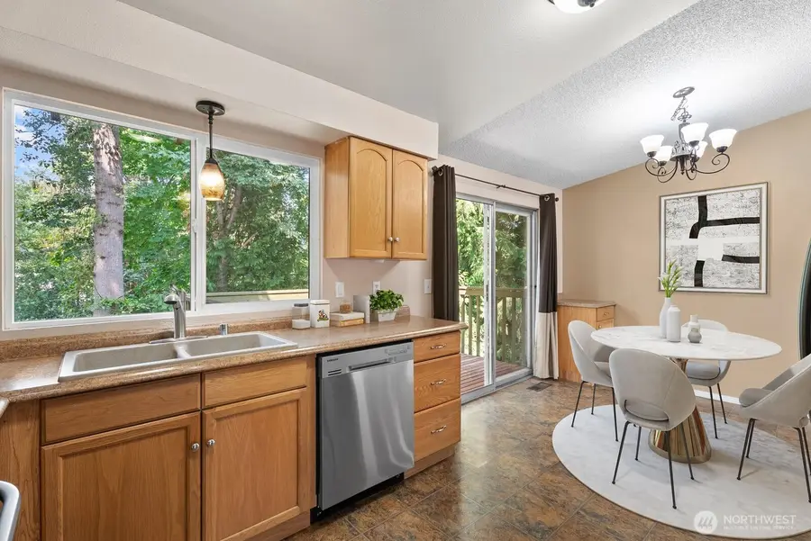 19329 142nd Place Se, Renton, WA 98058 - #3