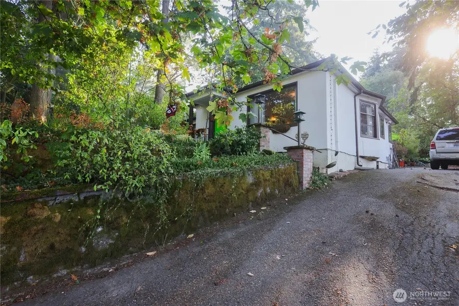 10747 56th Avenue S, Seattle, WA 98178 - #3
