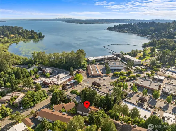9910 NE 116th Street #202, Kirkland, WA 98034