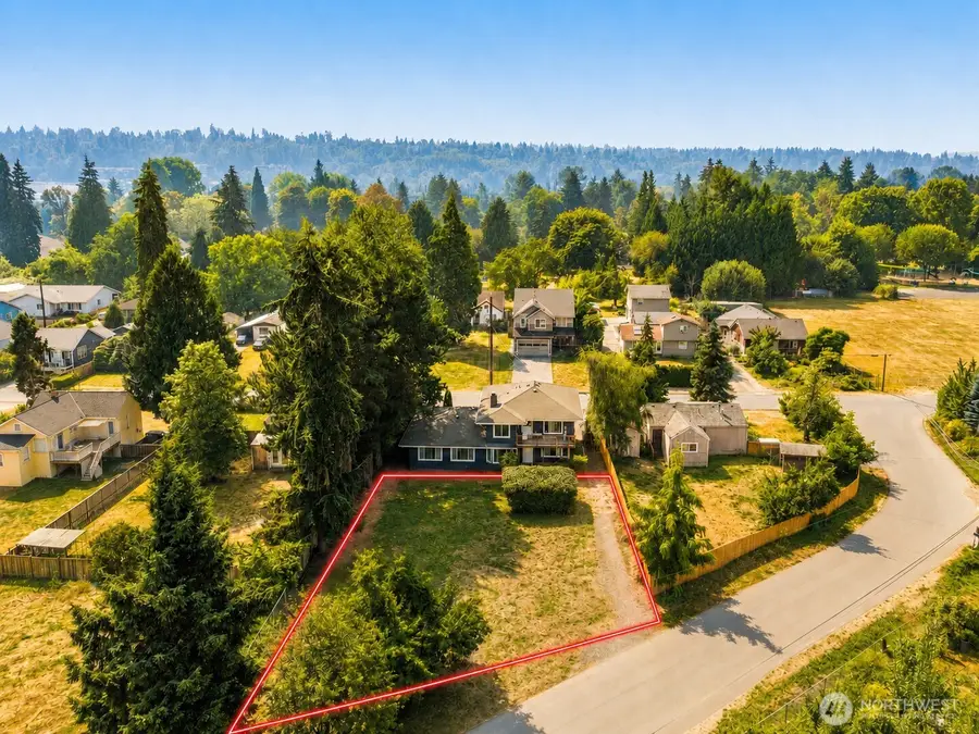 11813 44th Place S #B, Tukwila, WA 98178 - #2
