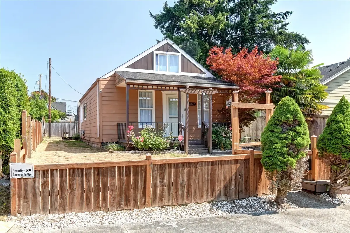 2327 Harrison Avenue, Everett, WA 98201 - #1