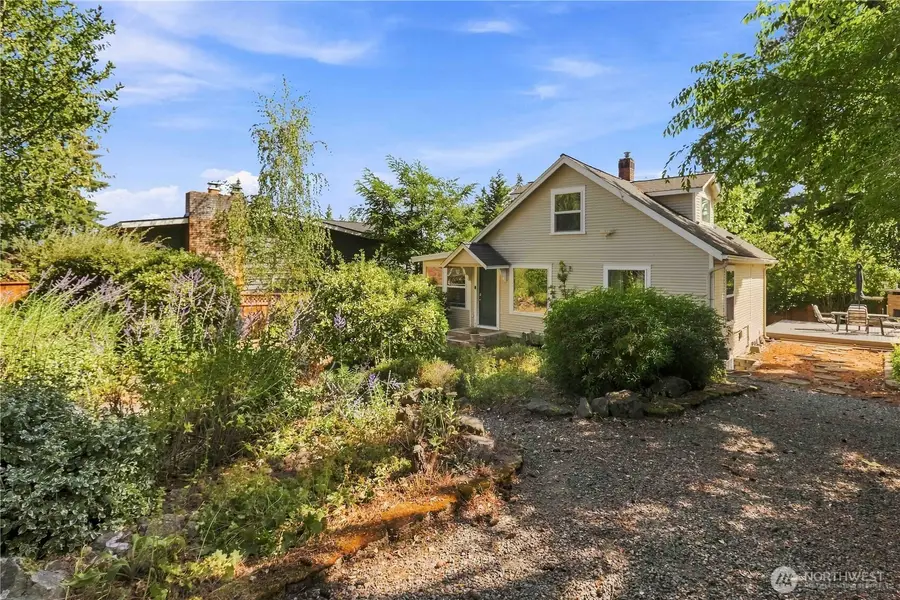 14350 Corliss Avenue N, Seattle, WA 98133 - #2